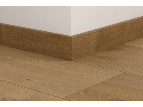 Quick Step Alpha standaardplint Elegante Gerookte Eik 40317