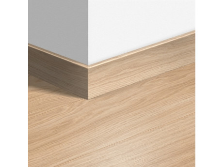Quick Step Impressive parketplint 3105 Witgeverniste Eik 