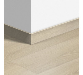 Quick Step Alpha standaardplint 40080 Zeebries Eik Beige