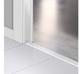 Quick Step Incizo profiel Impressive 1859 Witte planken