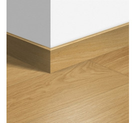 Quick Step Impressive parketplint 3106 Geverniste Naturelle Eik