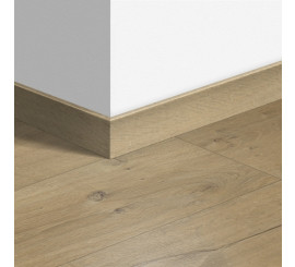 Quick Step Impressive standaardplint 1856 Zachte Eik Medium