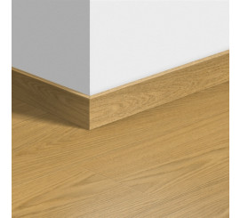 Quick Step Signature standaardplint 4749 Eik Natuurvernist 
